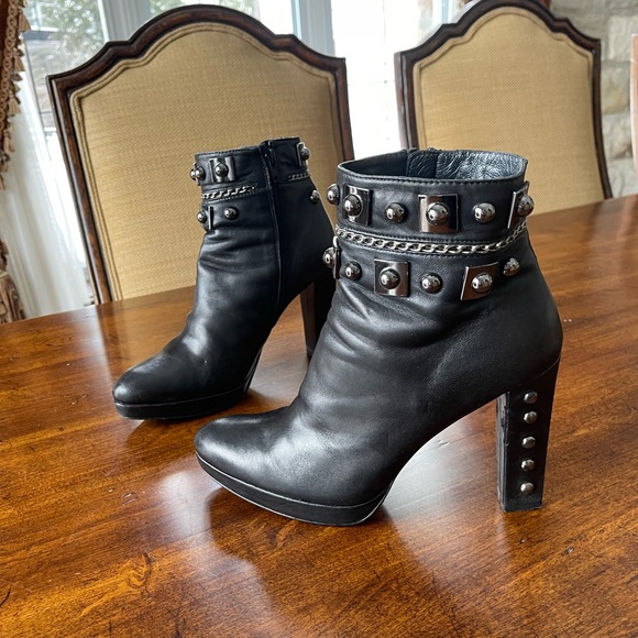 Stuart Weitzman Boots Size 8 1/2 - Picture 1 of 4
